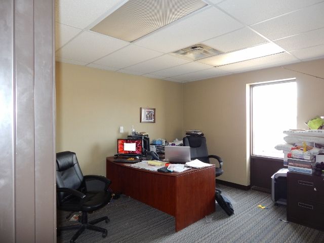 5734 US 64, Farmington, NM 87401